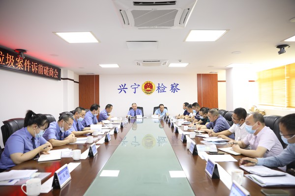 非法垃圾倾倒.JPG