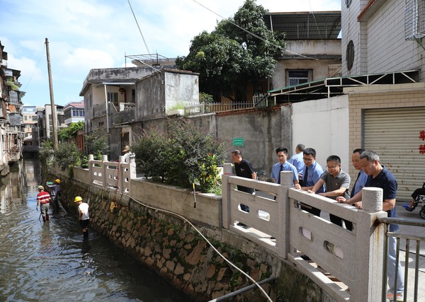 巡河1.JPG