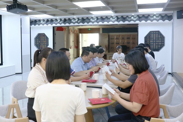IMG_9502（亮裁）.jpg