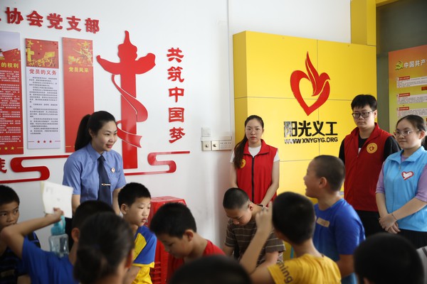20218月暑假进社工组织法治宣讲.JPG