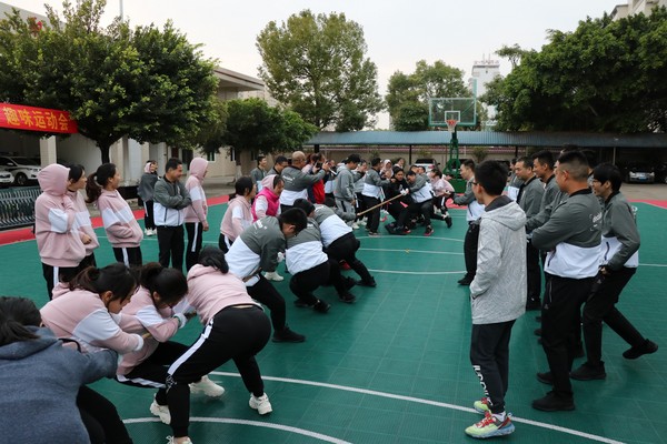 拔河1.JPG